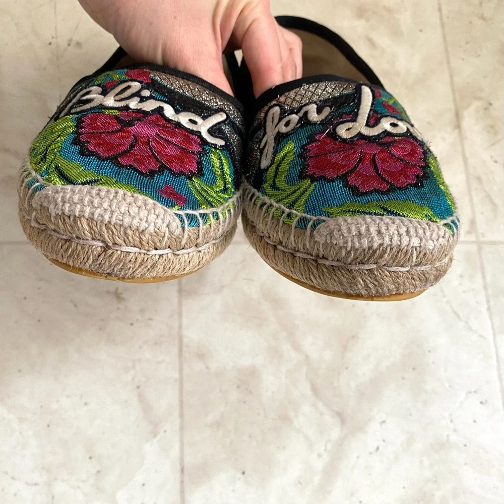 Gucci Canvas Floral Embroidered Blind For Love Espadrilles Flats Size 37.5/7.5